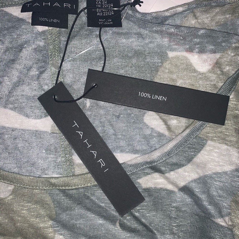 Super soft and pretty tahari top 2xl nwt - Picture 2 of 2